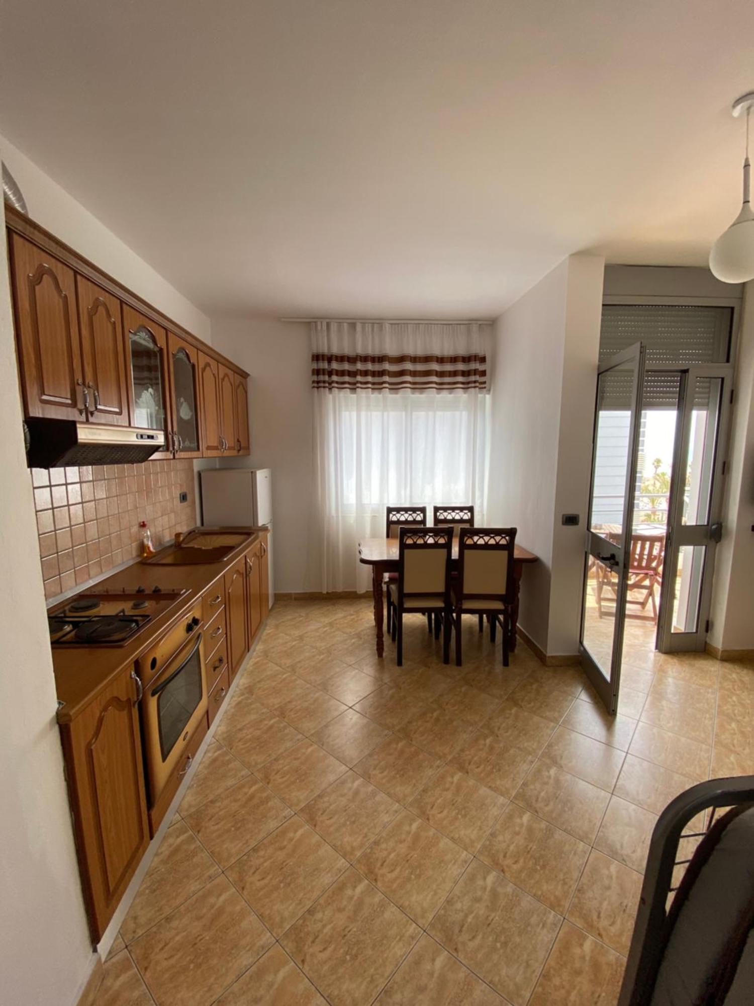 Leo Apartament Durres Exterior photo